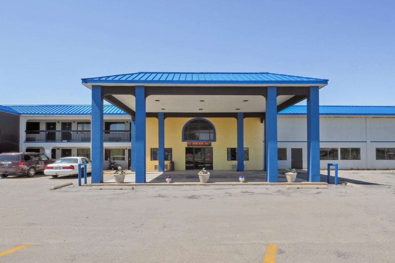 Lonestar Inn & Suites, Erick Ok Hwy 40 By Oyo Ngoại thất bức ảnh