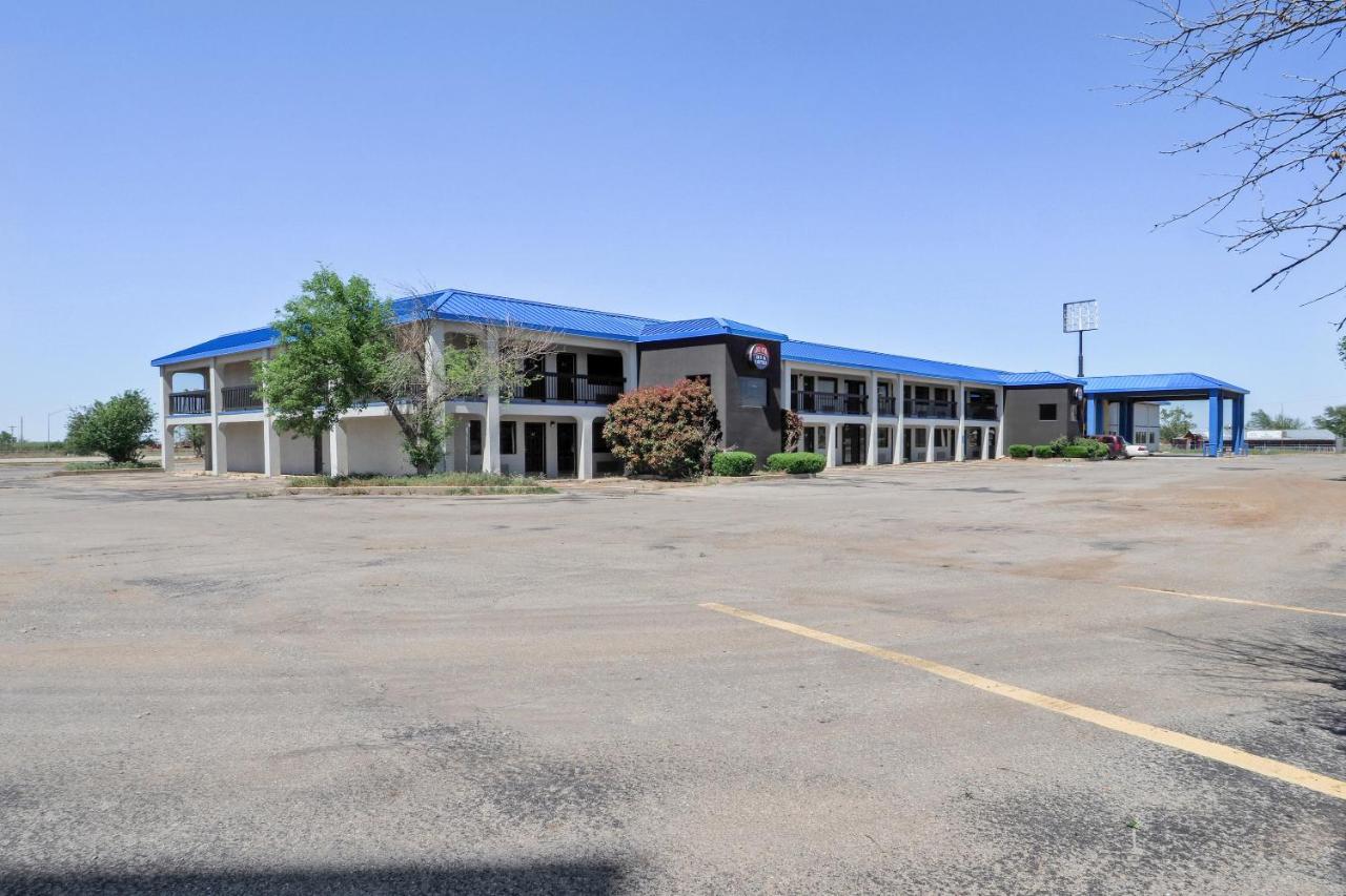 Lonestar Inn & Suites, Erick Ok Hwy 40 By Oyo Ngoại thất bức ảnh